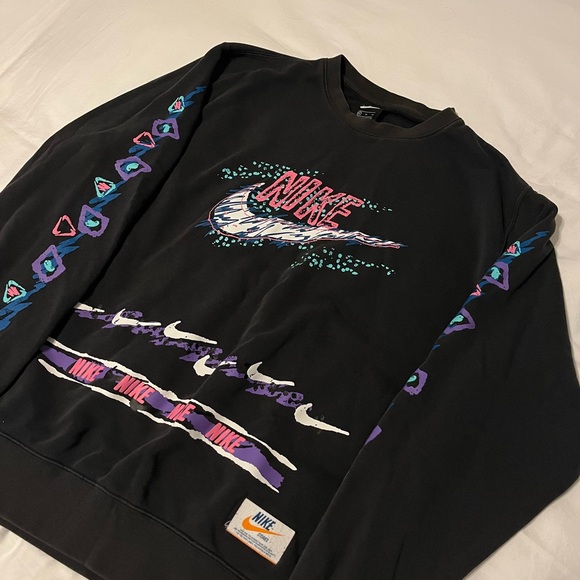 Nike XL Sweatshirt - Picture 2 of 10